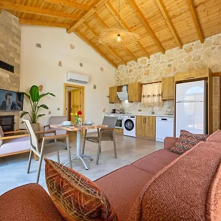 Vila Canoezue 4 *
